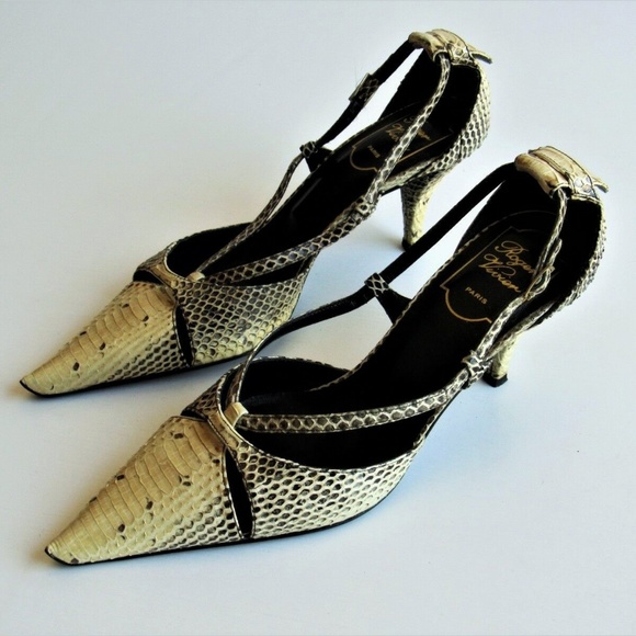 Roger Vivier Python Snakeskin Pointy Toe Heels SZ - Picture 1 of 7